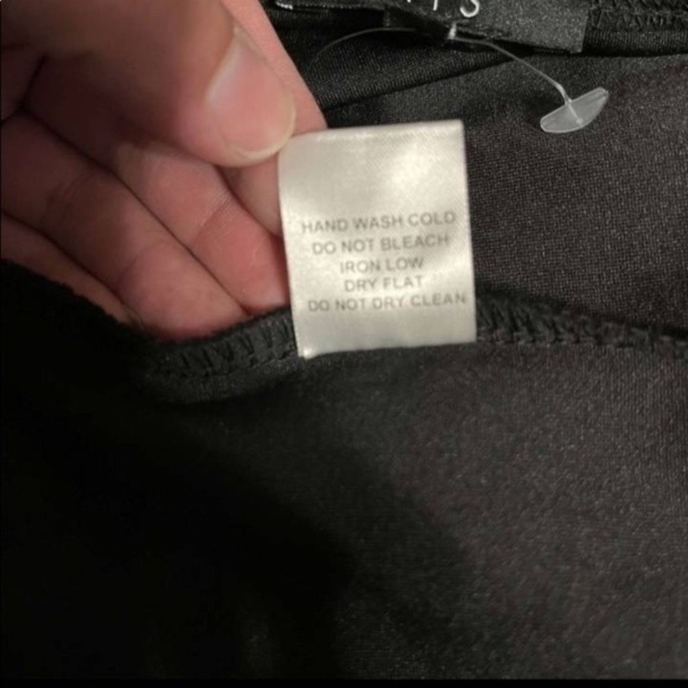 Iris Basic Surplice V- Neck Black Skort/ Romper S… - image 8